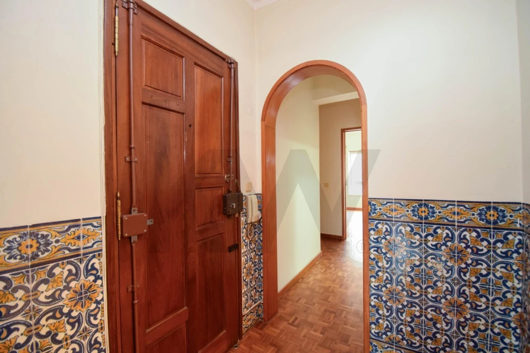 Apartamento T3 para Venda em Águas Livres Foto 2