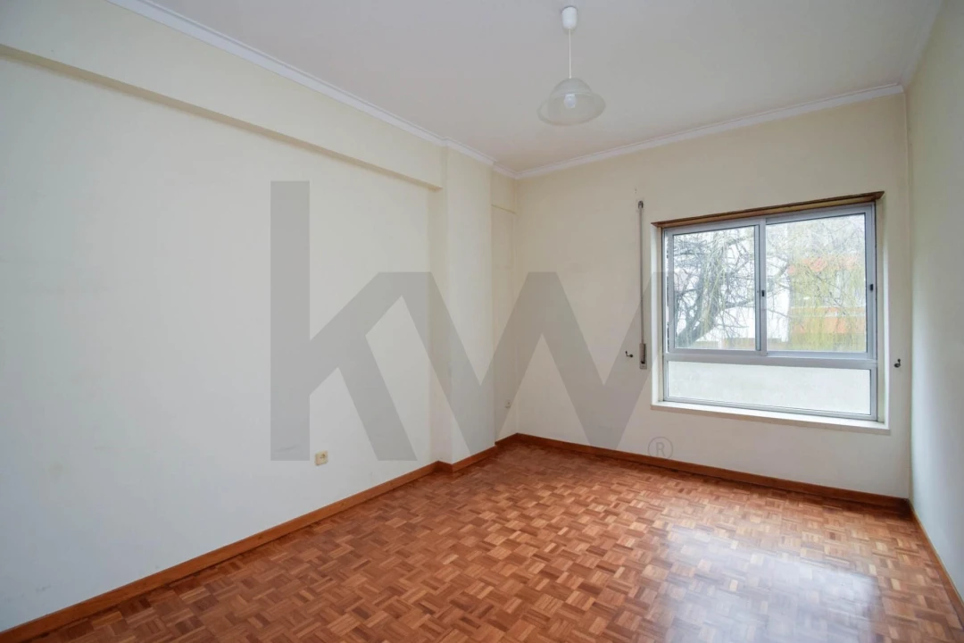 Apartamento T3 para Venda em Águas Livres Foto 6