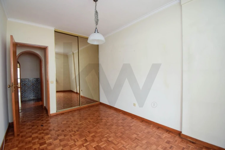 Apartamento T3 para Venda em Águas Livres Foto 20