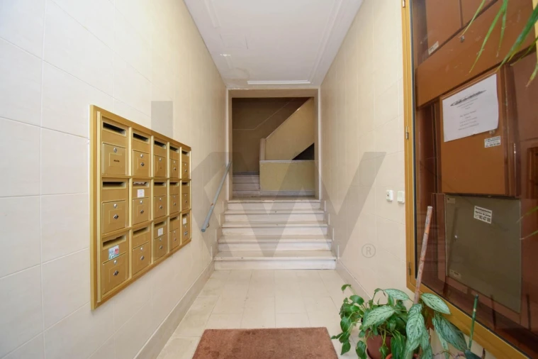 Apartamento T3 para Venda em Águas Livres Foto 25