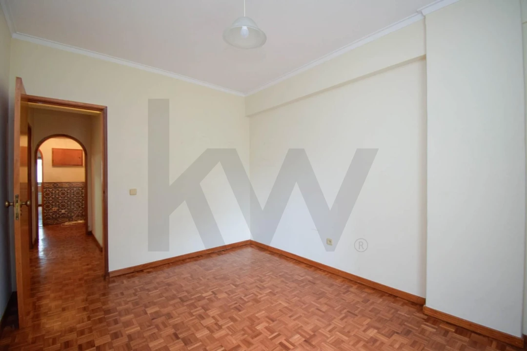 Apartamento T3 para Venda em Águas Livres Foto 4