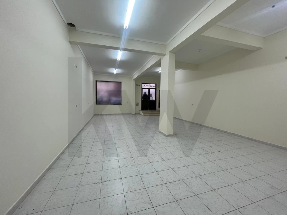 Loja para Venda em Cacém e São Marcos Foto 1