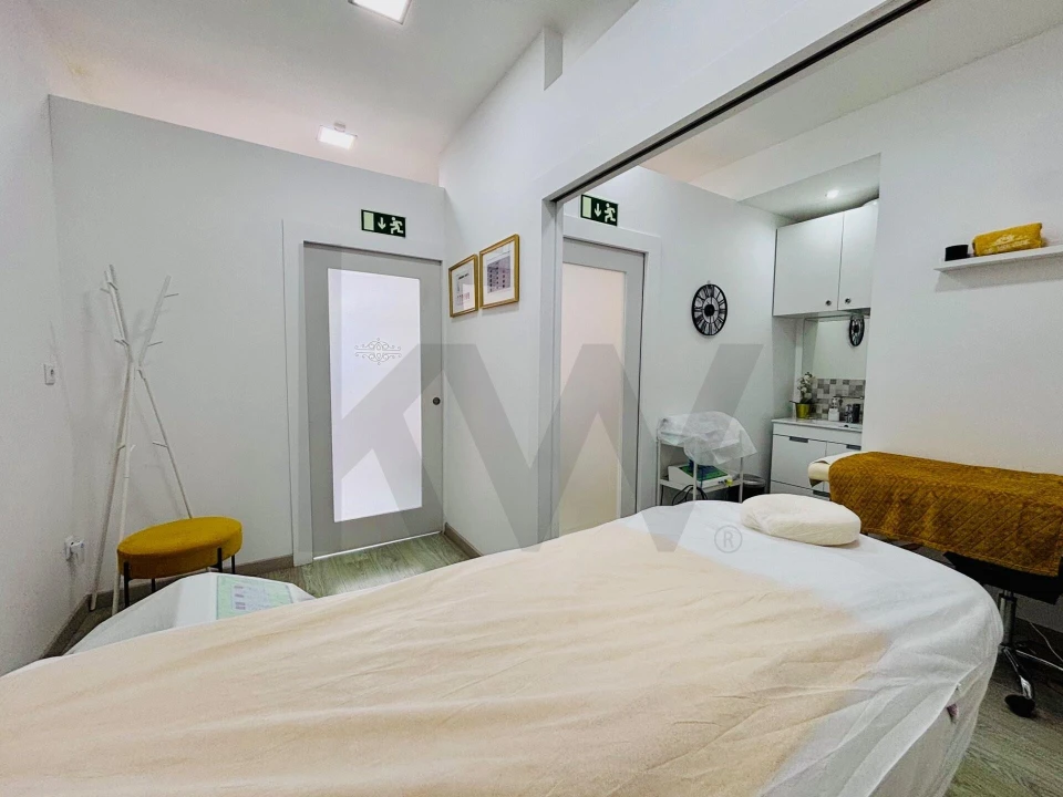 Loja para Venda em Oeiras e São Julião da Barra, Paço de Arcos e Caxias Foto 13