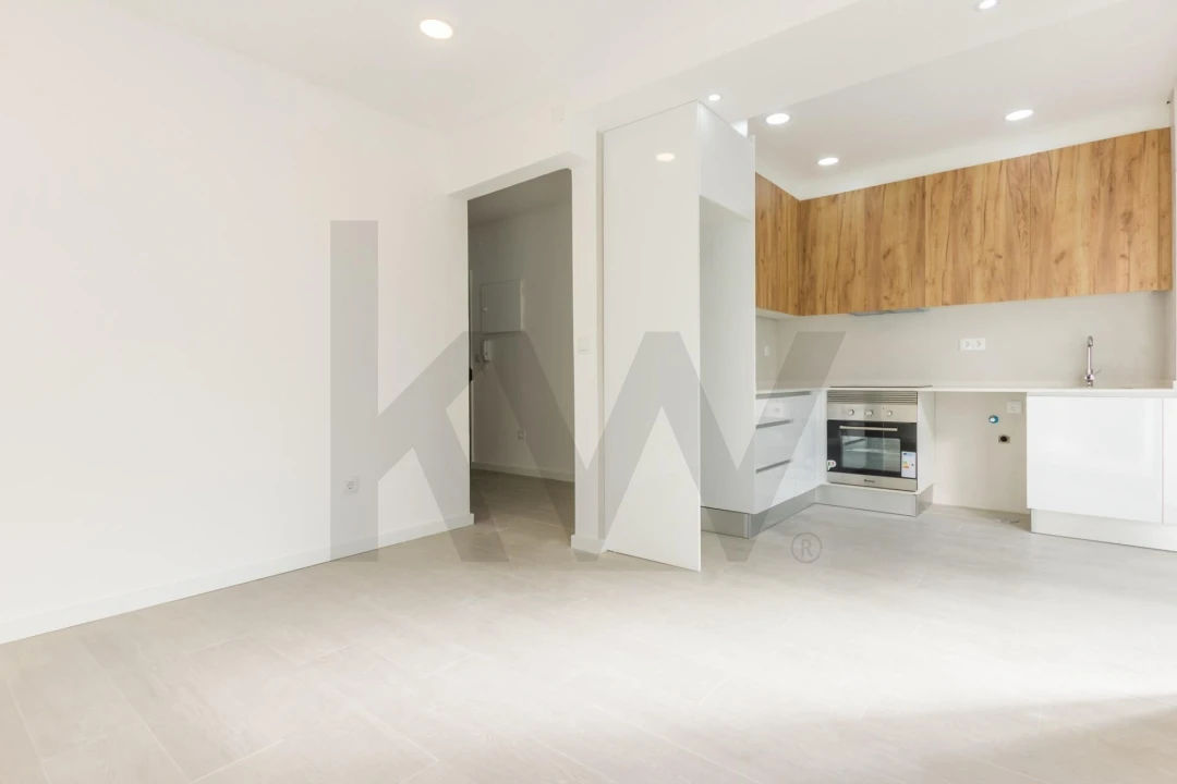 Apartamento T3 para Venda em Almada, Cova da Piedade, Pragal e Cacilhas Foto 6