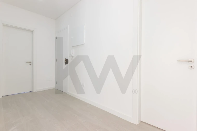 Apartamento T3 para Venda em Almada, Cova da Piedade, Pragal e Cacilhas Foto 21