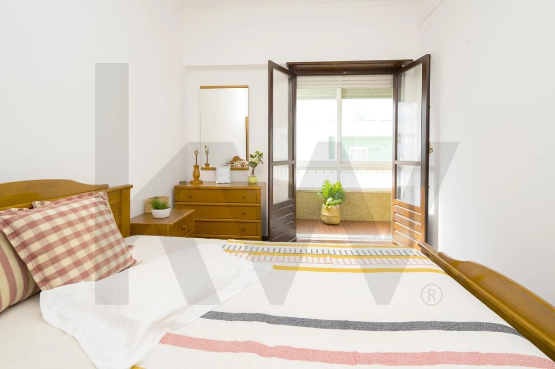 Apartamento T2 para Arrendamento em Marvila Foto 8
