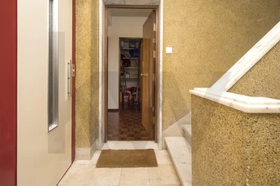 Apartamento T2 para Arrendamento em Marvila