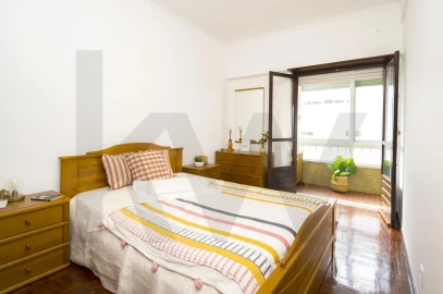 Apartamento T2 para Arrendamento em Marvila