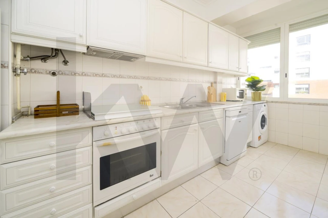 Apartamento T2 para Arrendamento em Marvila Foto 4