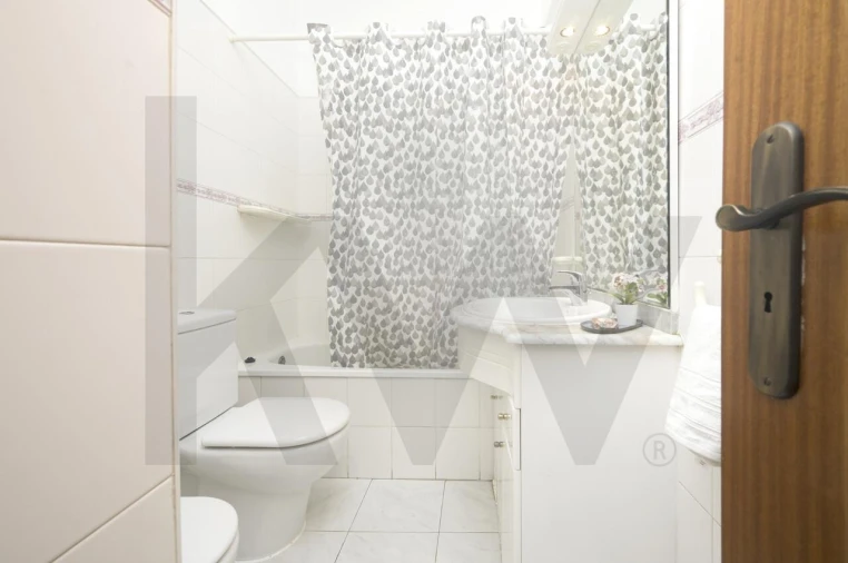 Apartamento T2 para Arrendamento em Marvila Foto 11