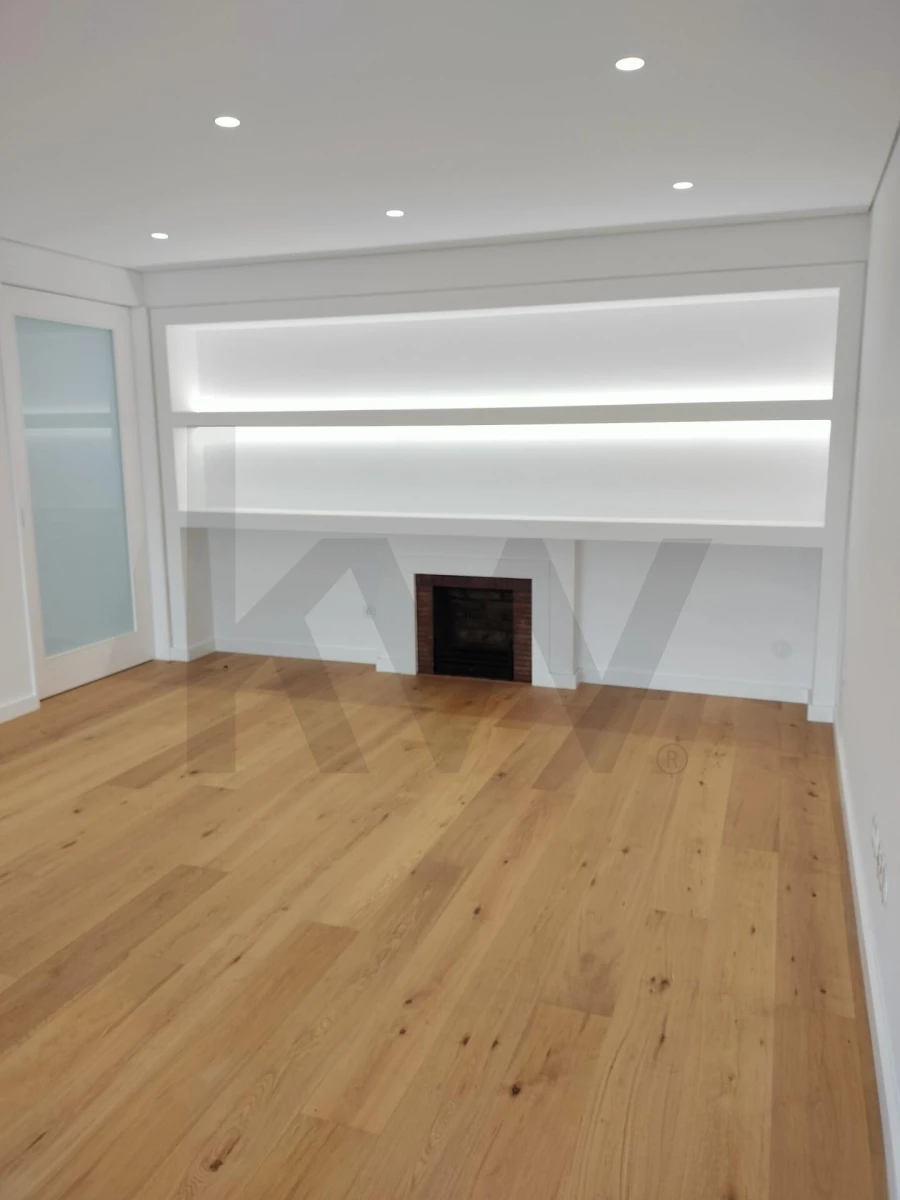 Apartamento T3 para Venda em Lordelo do Ouro e Massarelos Foto 4