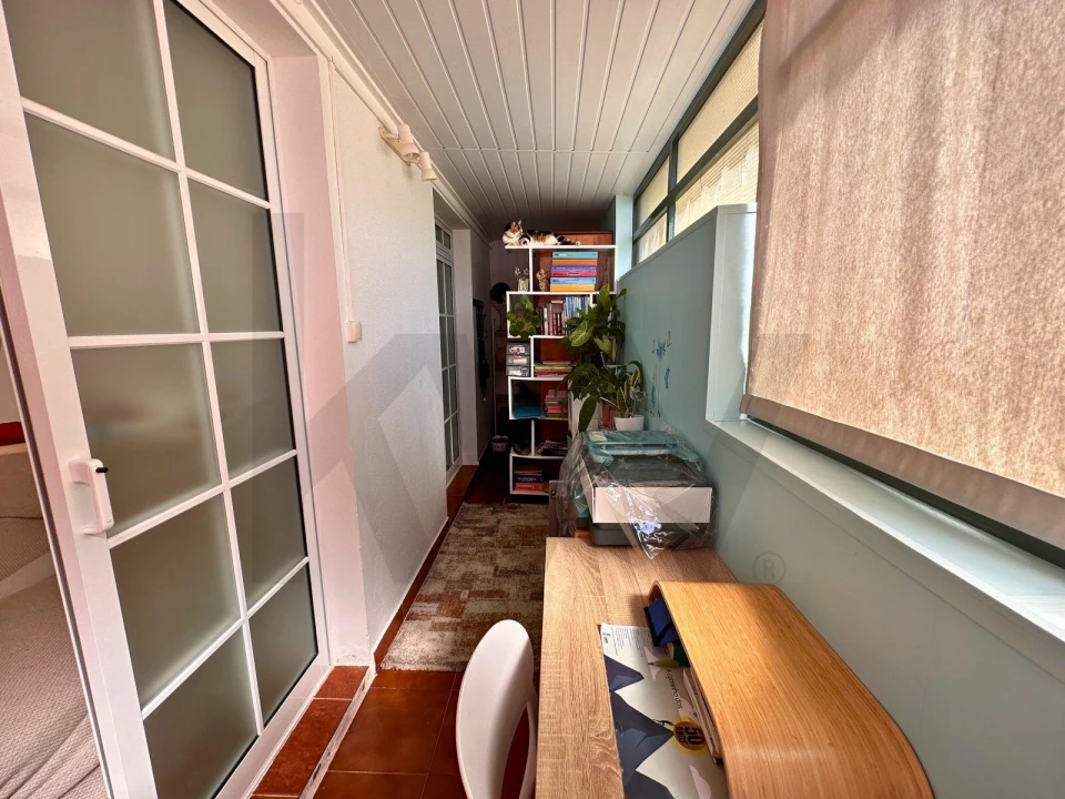 Apartamento T2 para Venda em Santo Antonio Foto 14