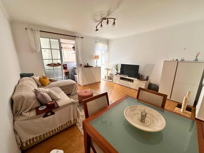 Apartamento T2 para Venda em Santo Antonio Foto 2