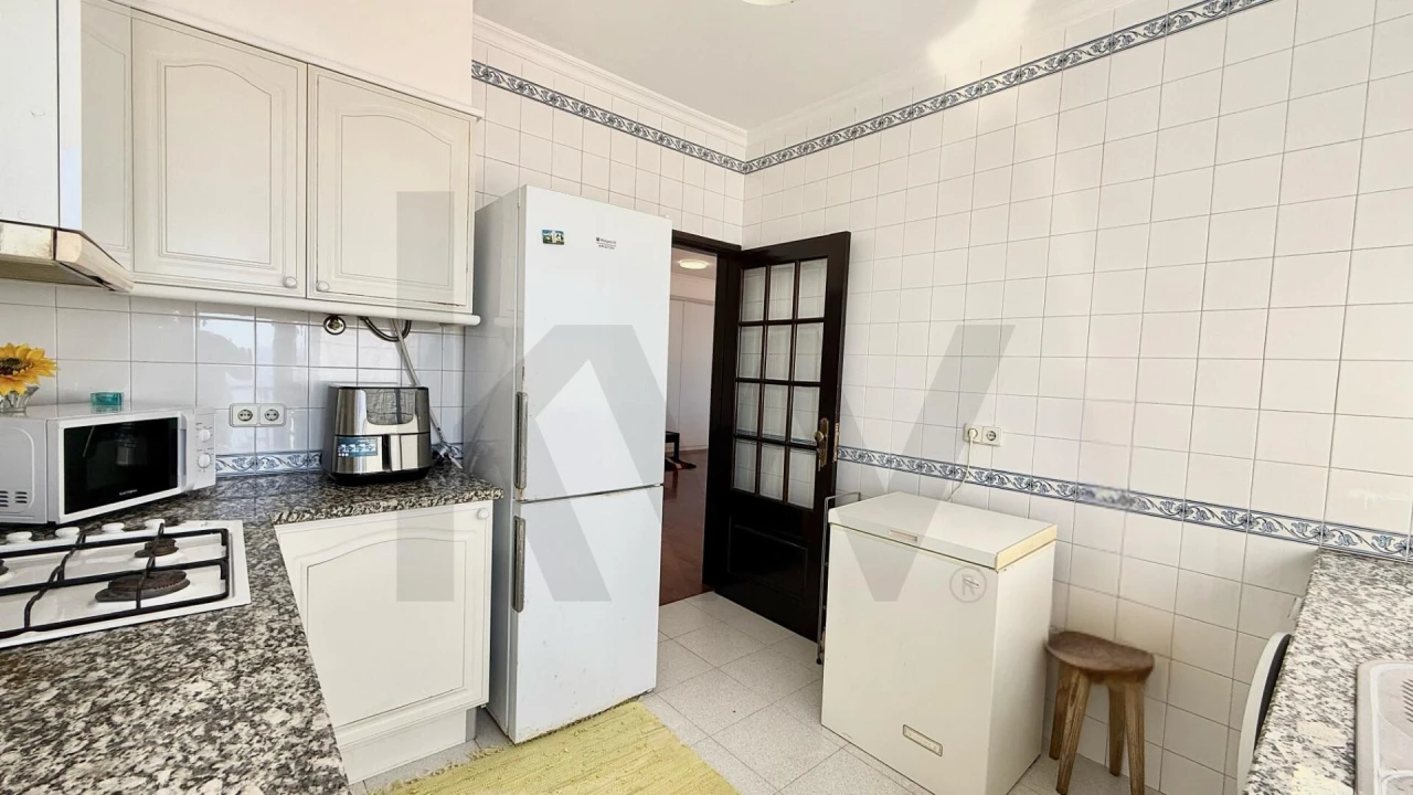 Apartamento T2 para Arrendamento em Caniço Foto 15