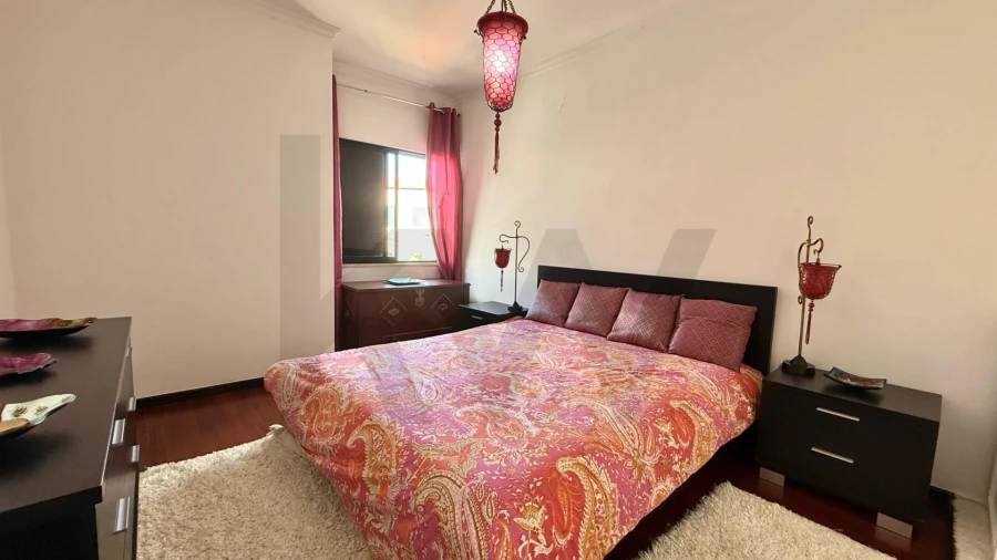 Apartamento T2 para Arrendamento em Caniço Foto 4