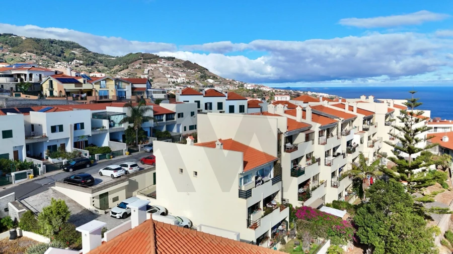 Apartamento T2 para Arrendamento em Caniço Foto 1