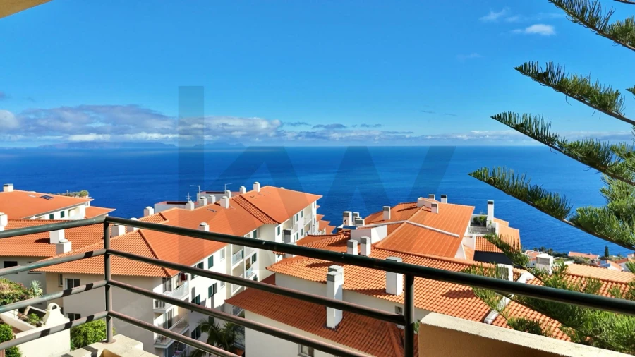 Apartamento T2 para Arrendamento em Caniço Foto 7