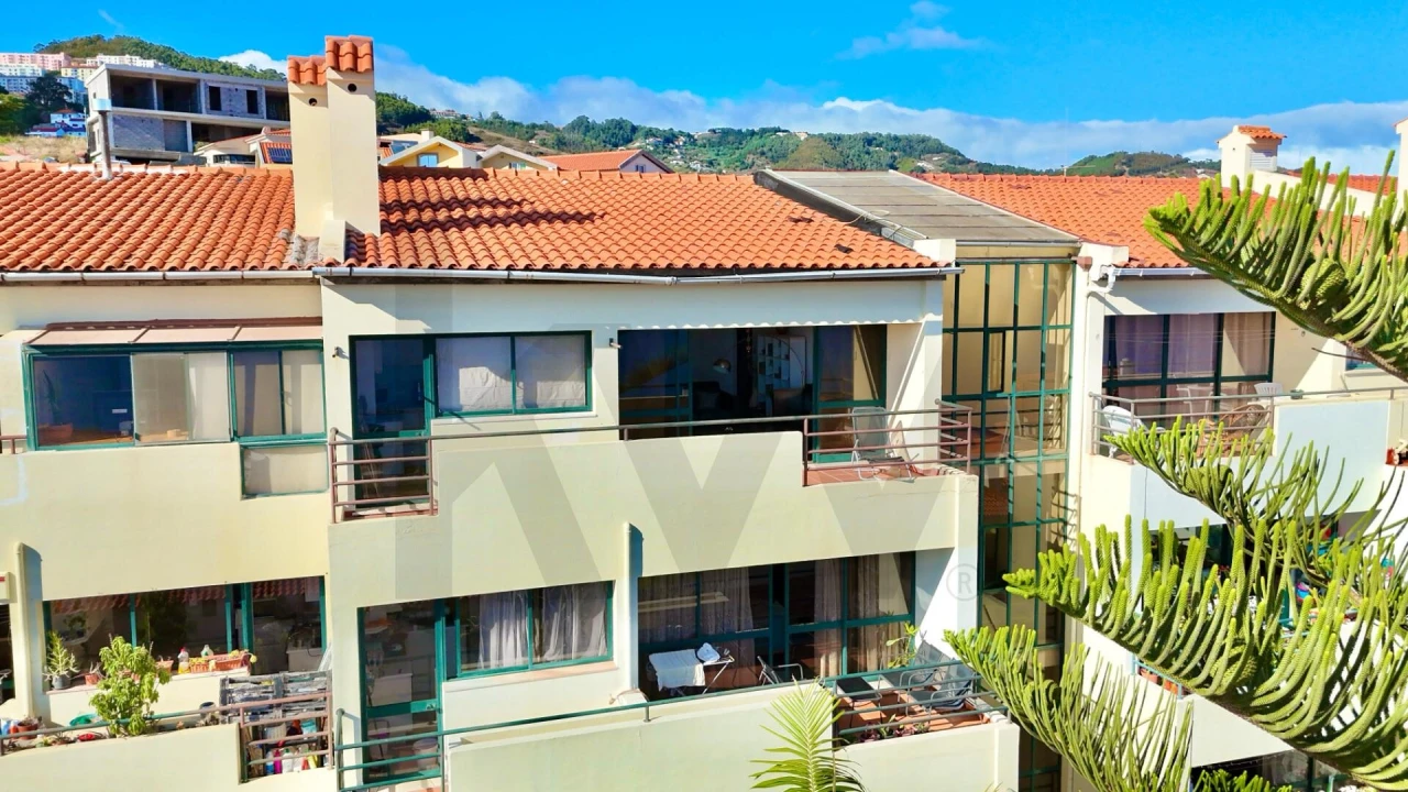 Apartamento T2 para Arrendamento em Caniço Foto 21