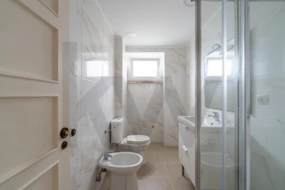 Apartamento T3 para Arrendamento em Avenidas Novas