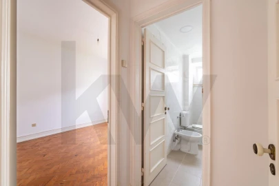 Apartamento T3 para Arrendamento em Avenidas Novas