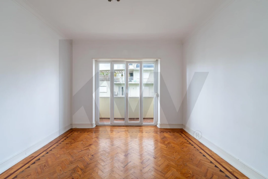Apartamento T3 para Arrendamento em Avenidas Novas Foto 3