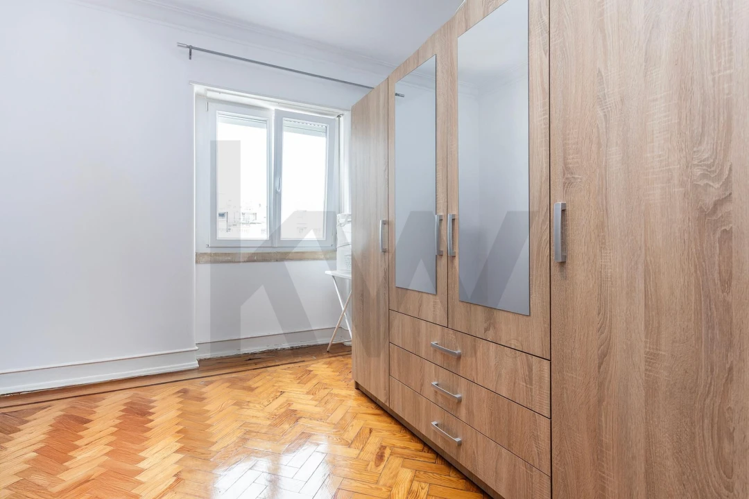 Apartamento T3 para Arrendamento em Avenidas Novas Foto 18