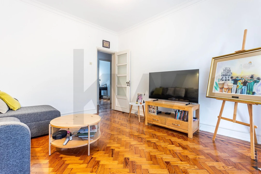 Apartamento T3 para Arrendamento em Avenidas Novas Foto 2