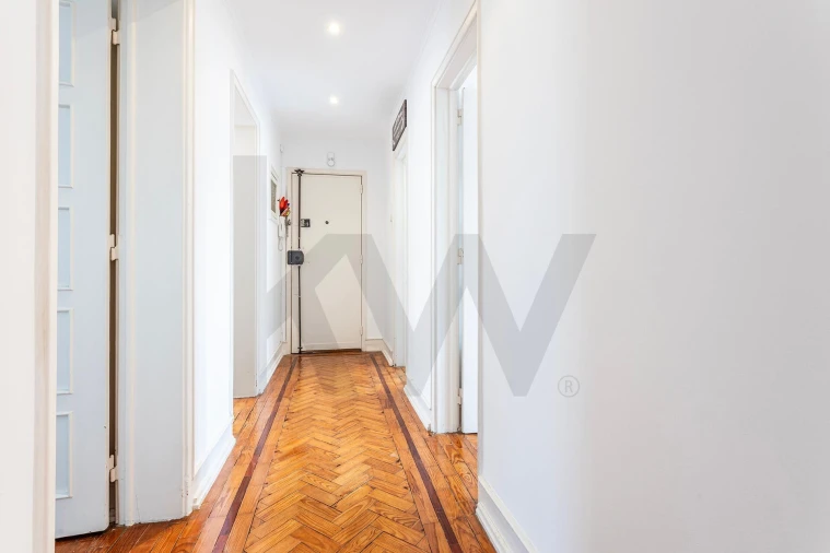 Apartamento T3 para Arrendamento em Avenidas Novas Foto 14