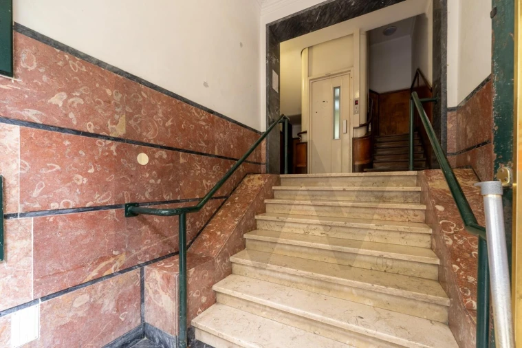 Apartamento T3 para Arrendamento em Avenidas Novas Foto 22