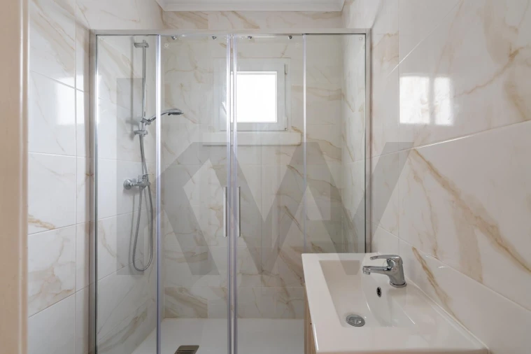 Apartamento T3 para Arrendamento em Avenidas Novas Foto 20