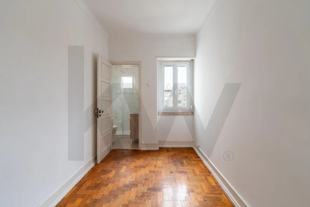 Apartamento T3 para Arrendamento em Avenidas Novas Foto 18