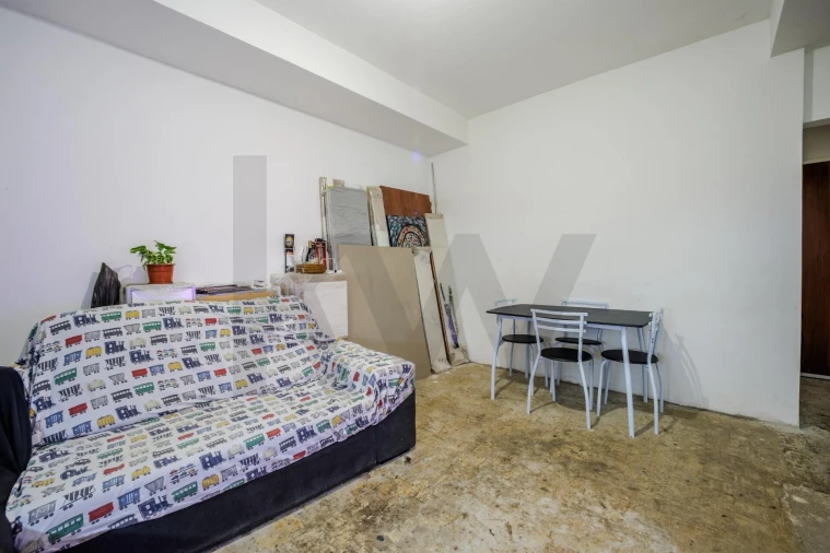 Apartamento T2 para Venda em Corroios Foto 4