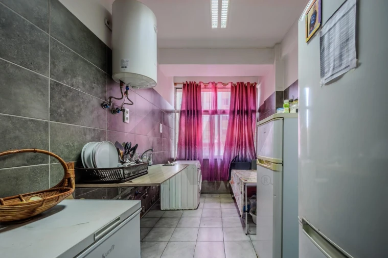 Apartamento T2 para Venda em Corroios Foto 6