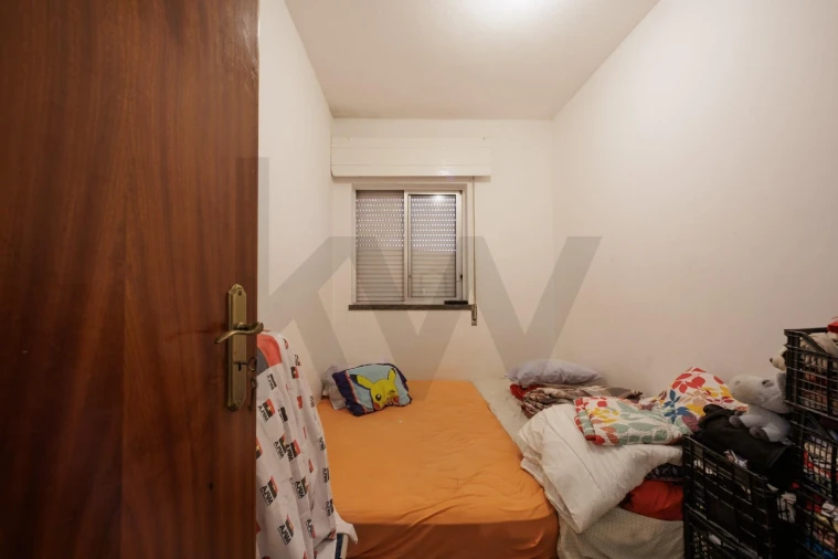Apartamento T2 para Venda em Corroios Foto 9
