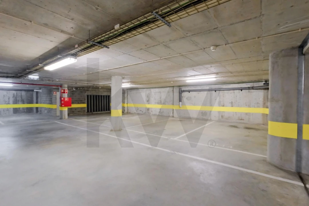 Escritório para Arrendamento em Rio de Mouro Foto 20