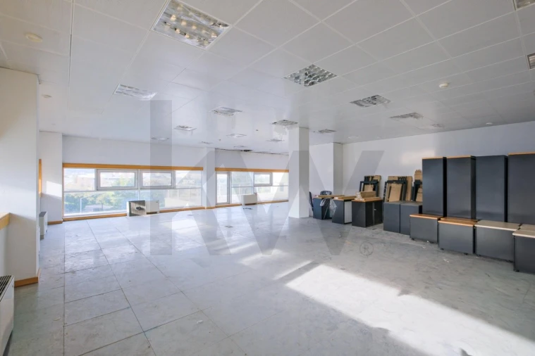 Escritório para Venda em Rio de Mouro Foto 7