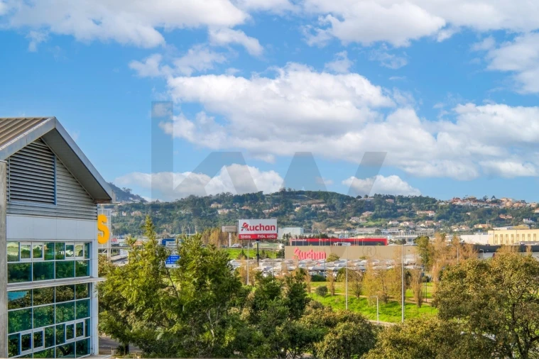 Escritório para Venda em Rio de Mouro Foto 16