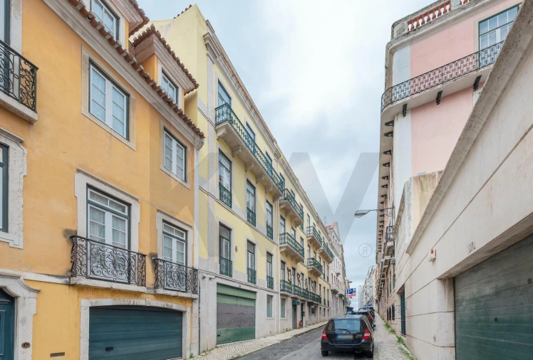 Apartamento T2 para Arrendamento em Santo António Foto 27