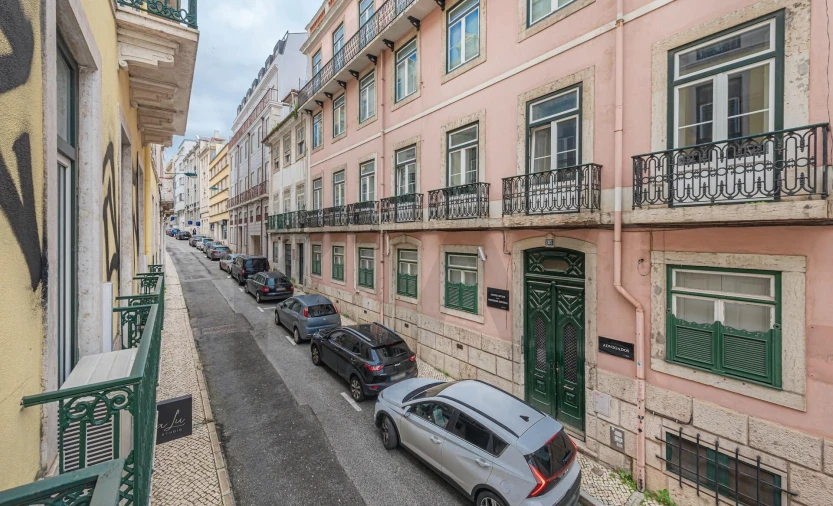 Apartamento T2 para Arrendamento em Santo António Foto 21