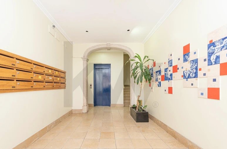 Apartamento T2 para Arrendamento em Santo António Foto 22