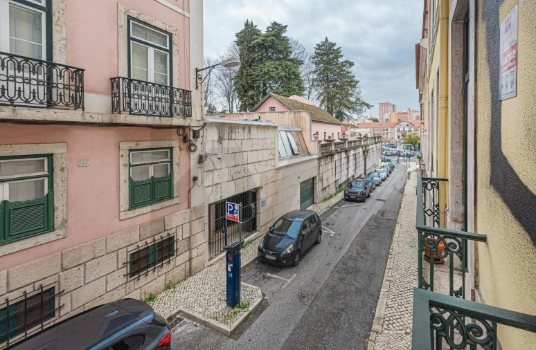 Apartamento T2 para Arrendamento em Santo António Foto 19