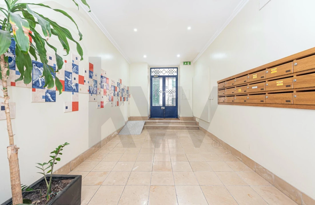 Apartamento T2 para Arrendamento em Santo António Foto 23