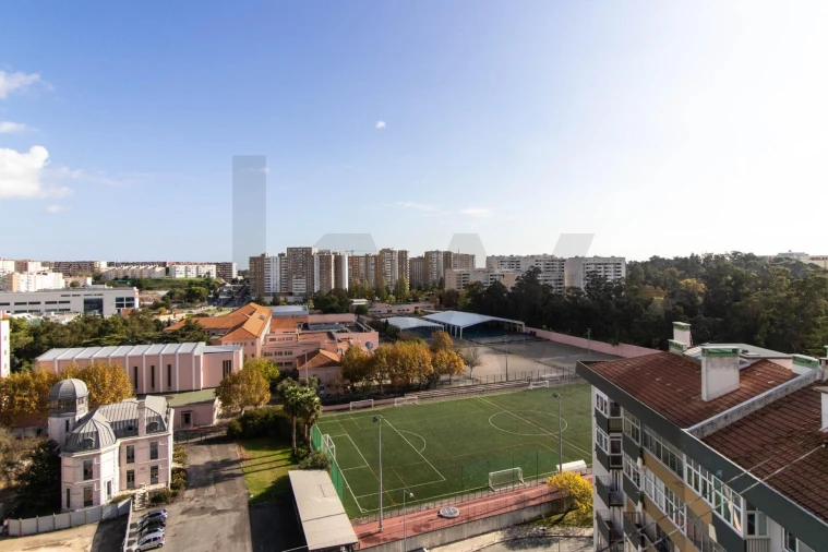 Apartamento T3 para Arrendamento em Lumiar Foto 12