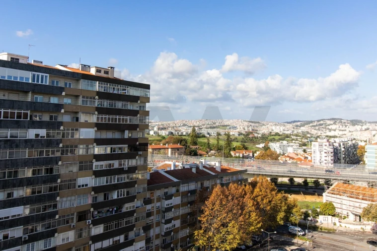 Apartamento T3 para Arrendamento em Lumiar Foto 34