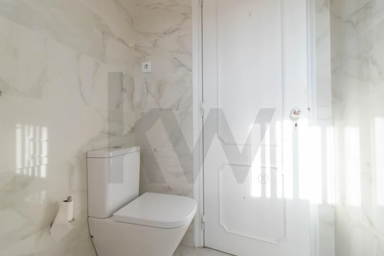 Apartamento T3 para Arrendamento em Lumiar Foto 25