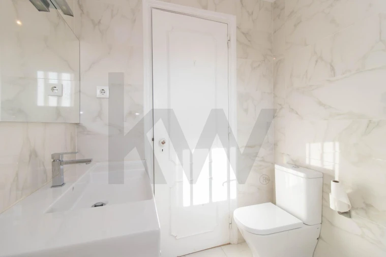 Apartamento T3 para Arrendamento em Lumiar Foto 8