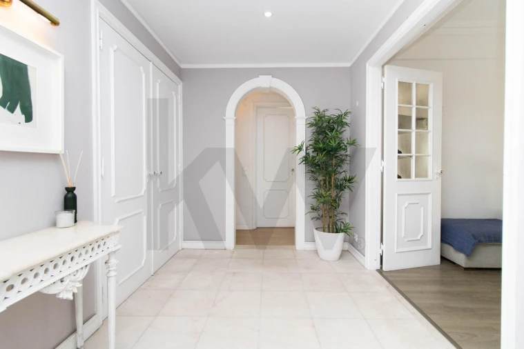 Apartamento T3 para Arrendamento em Lumiar Foto 1