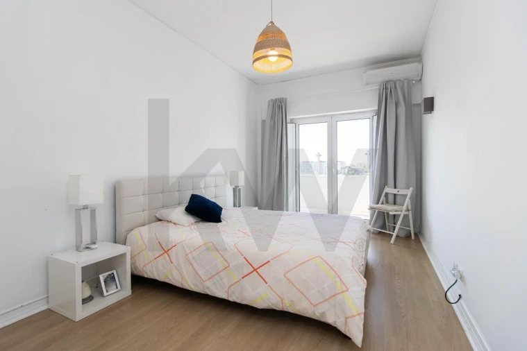 Apartamento T3 para Arrendamento em Lumiar Foto 29