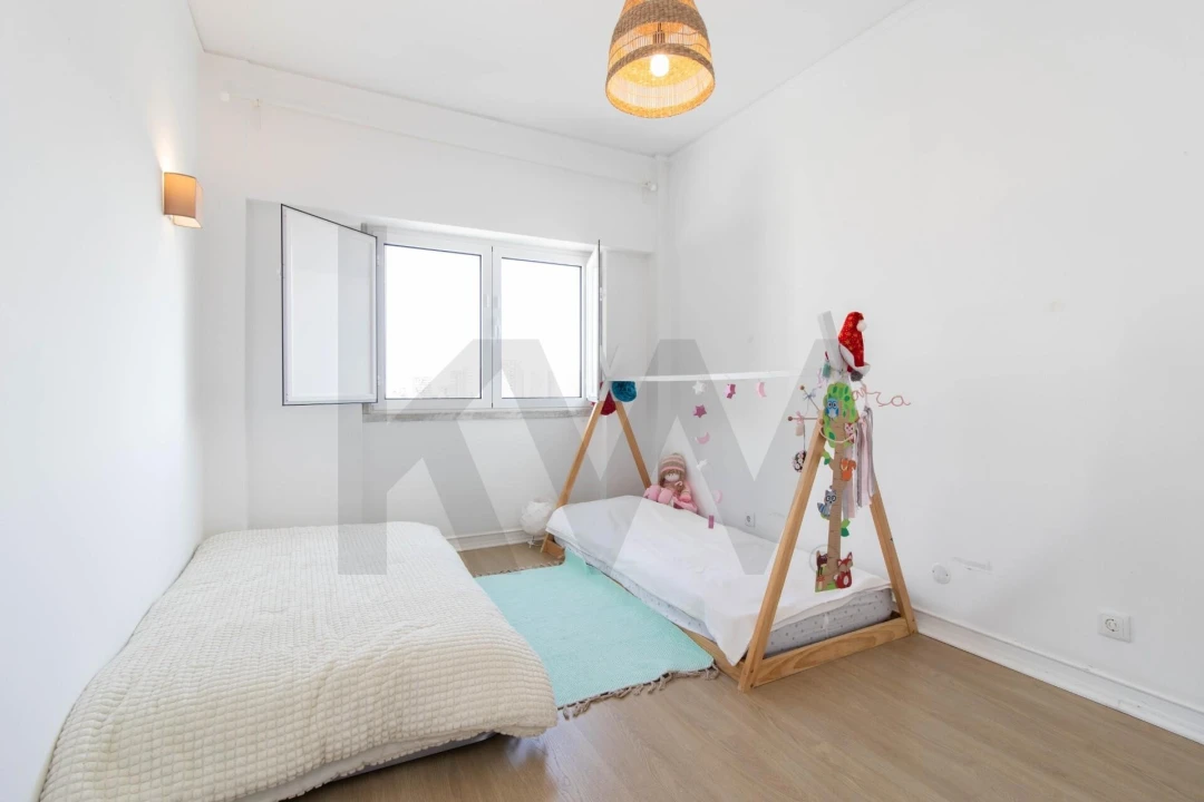 Apartamento T3 para Arrendamento em Lumiar Foto 18