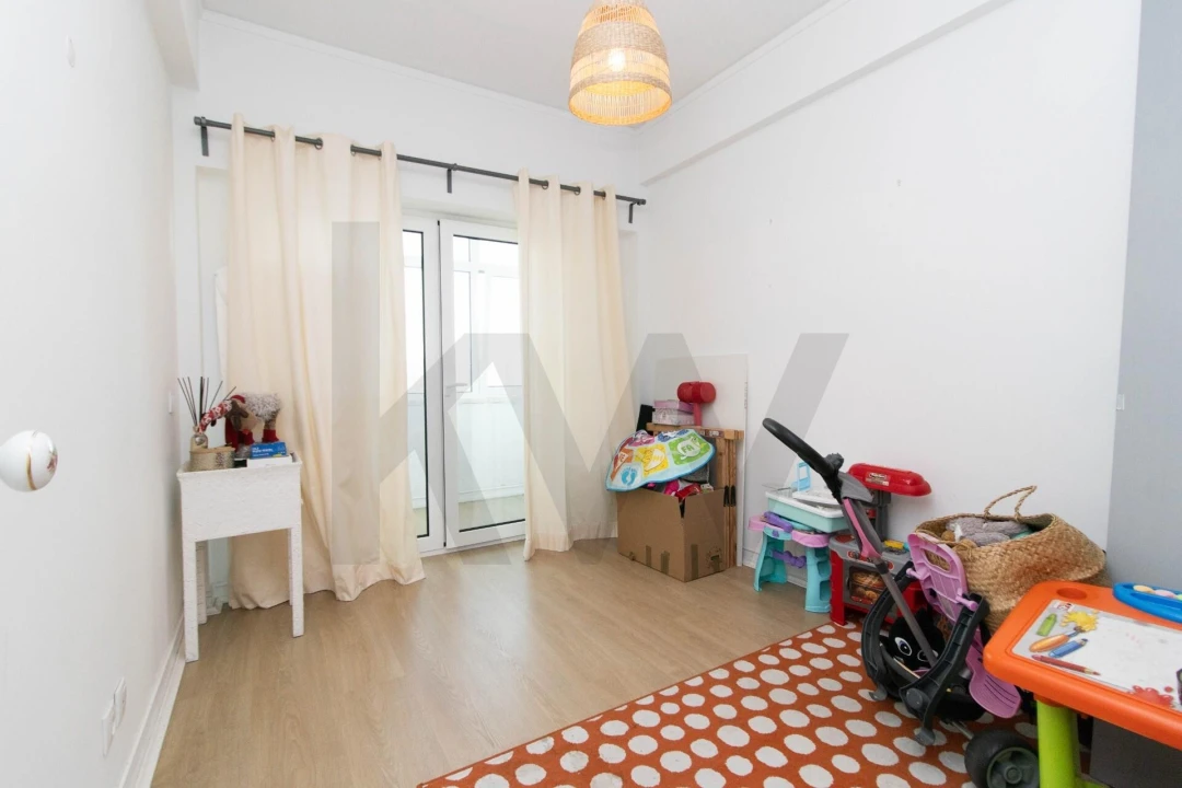 Apartamento T3 para Arrendamento em Lumiar Foto 7